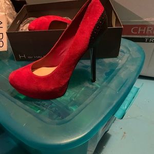 Red Pumps